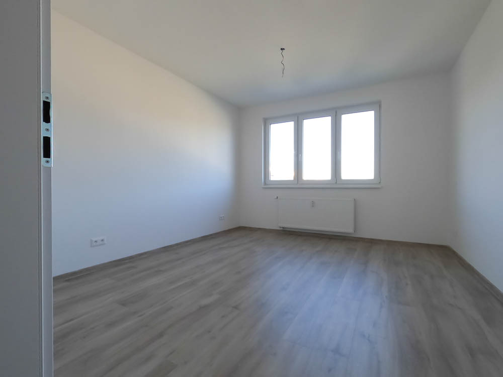 Priestranný 4 izbový byt, Banská Bystrica, Cena: 277035€