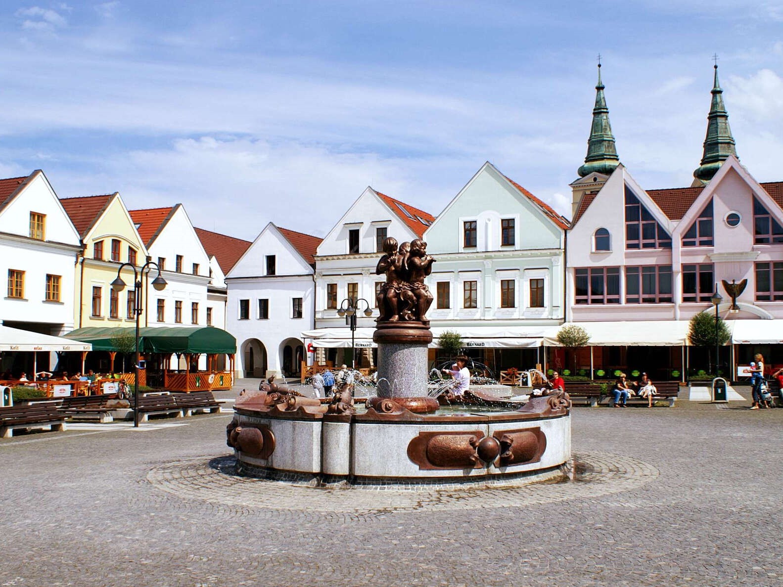 Prenájom kancelárie/obchod, Žilina - Staré mesto, Cena: 1.000€/mesačne