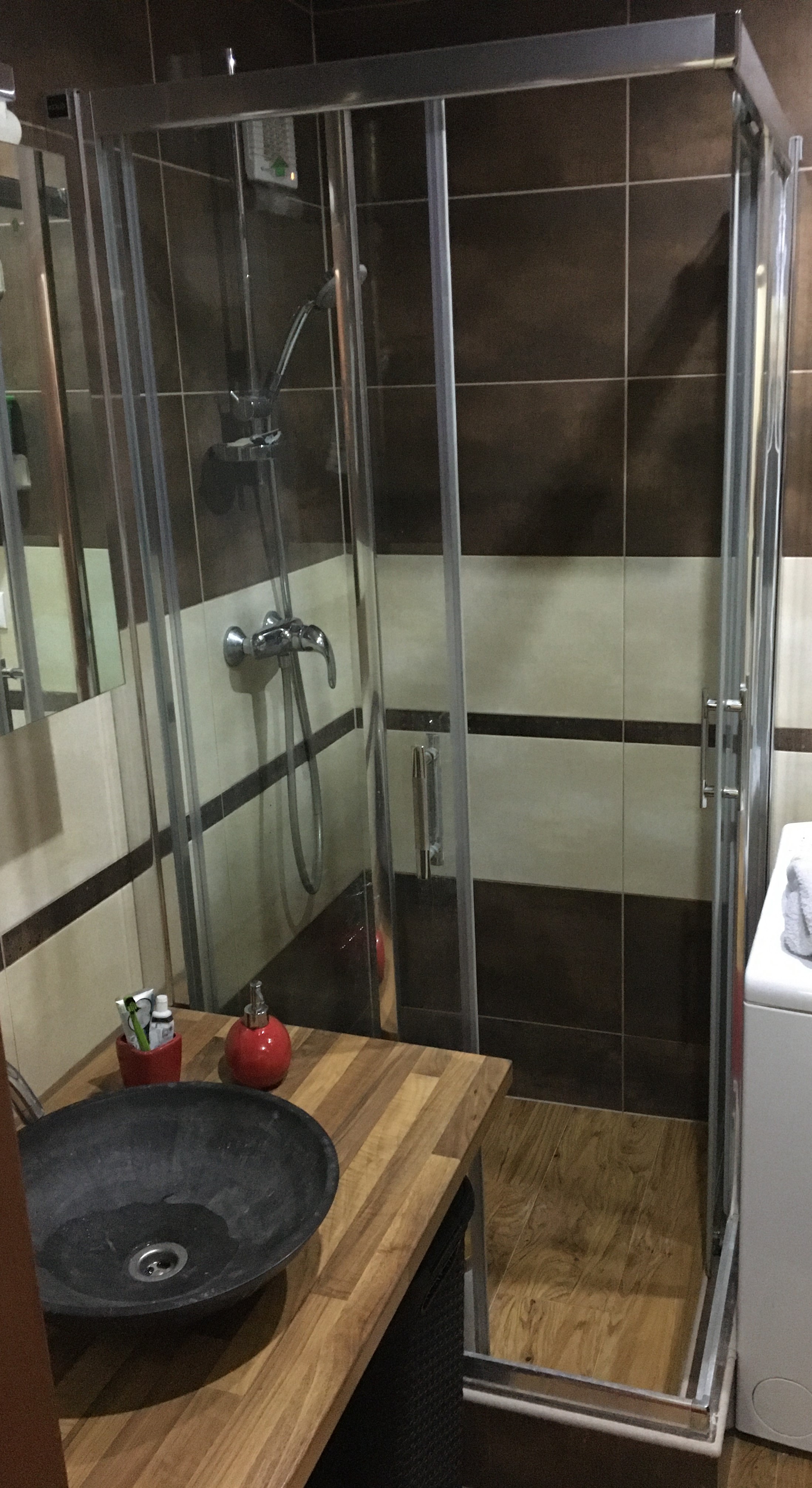 REZERVOVANÉ: PÚCHOV - 1 IZBOVÝ - 29 m2 - 71 500.-EUR 