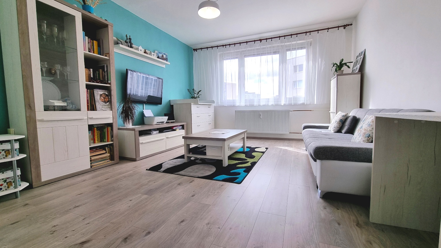 EXKLUZÍVNE! Vkusný 3-izbový byt s loggiou, výhľady, predaj, Považská Bystrica – Rozkvet, Cena: 134.900,- €