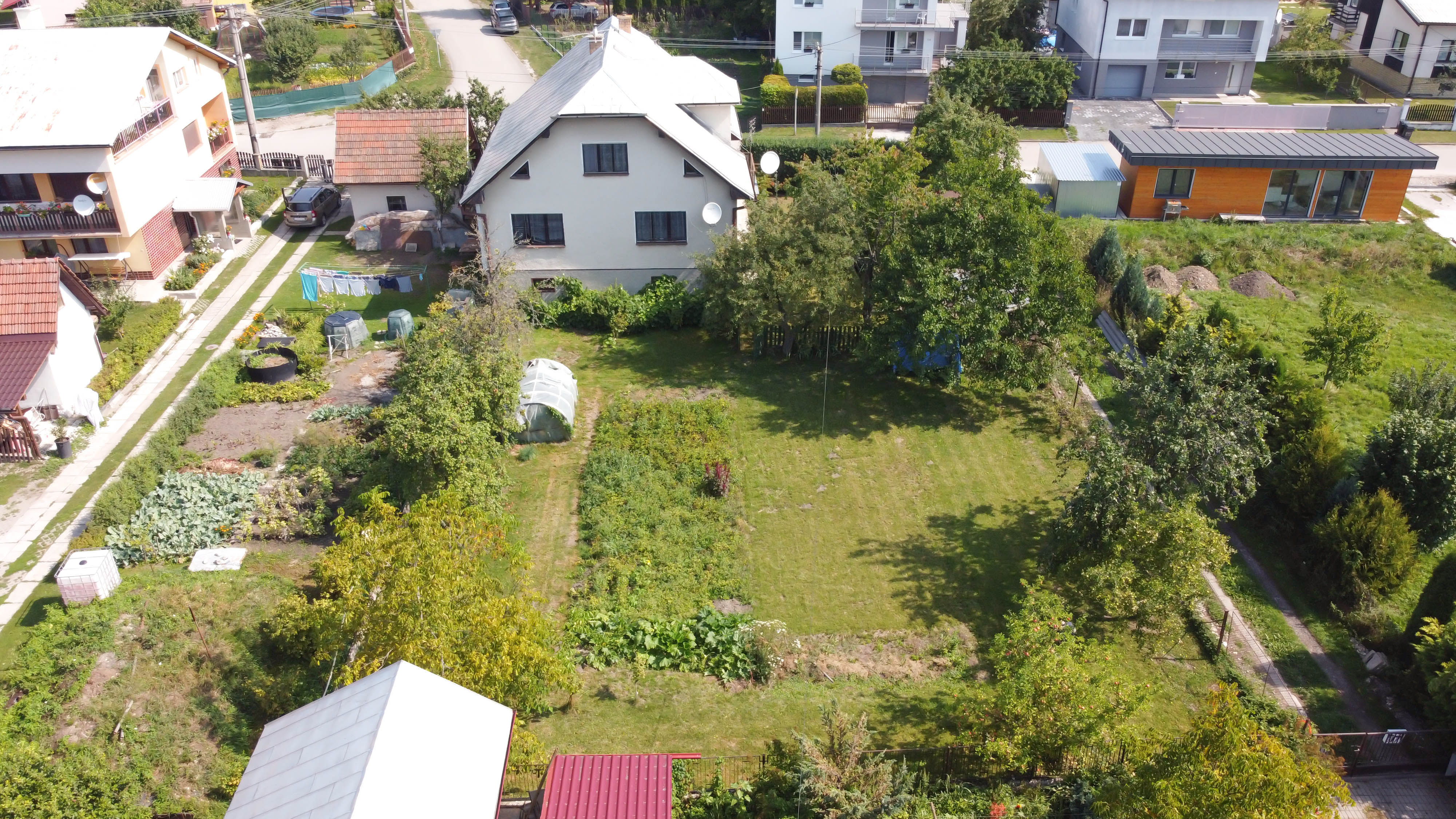 Predaj 5-izbový rodinný dom, Teplička nad Váhom