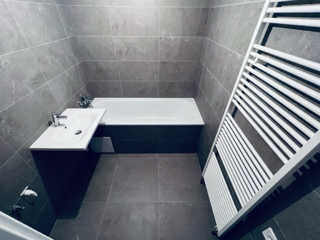 Priestranný 3 izbový byt, Banská Bystrica, Cena: 227.590€