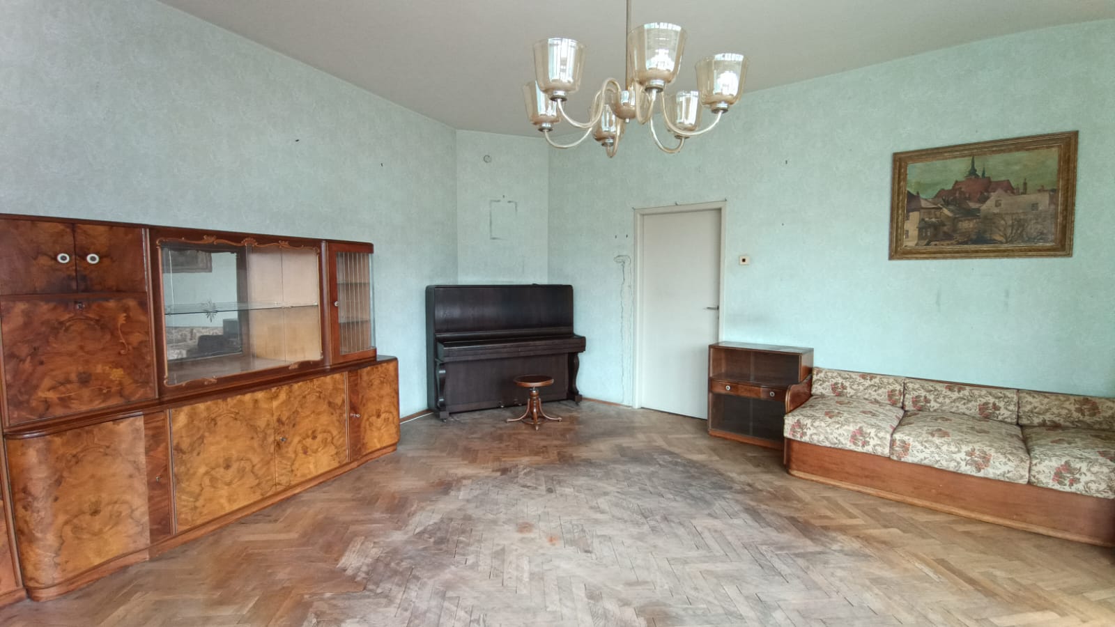 Predaj 4 izbový byt s parkovaním, Žilina - Staré mesto
