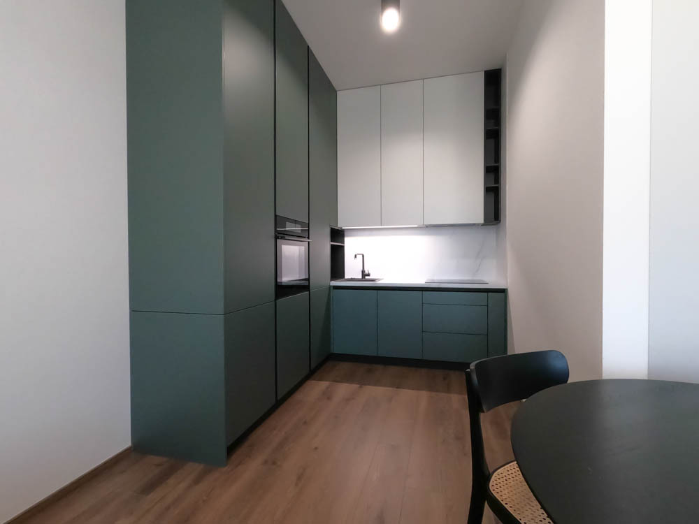 Prenájom: Dizajnový 2-izbový byt v novostavbe Komenského rezidencia, Centrum, 690 EUR/ mesiac