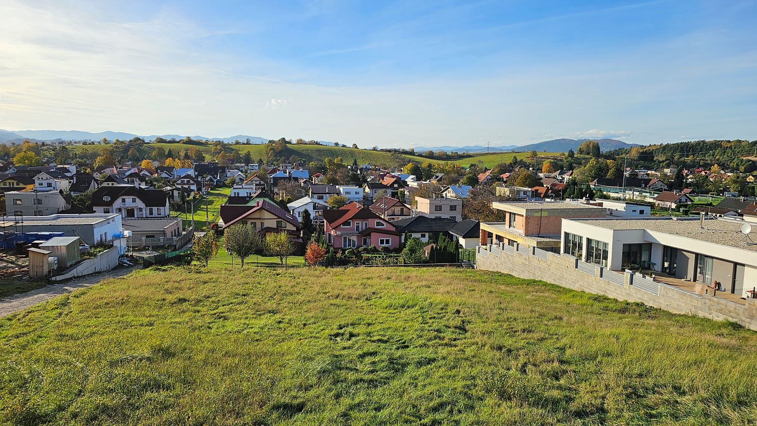 Predaj nadčasový 5-izbový rodinný dom s dvojgarážou, Rosina pri Žiline , Cena: 490.000 €