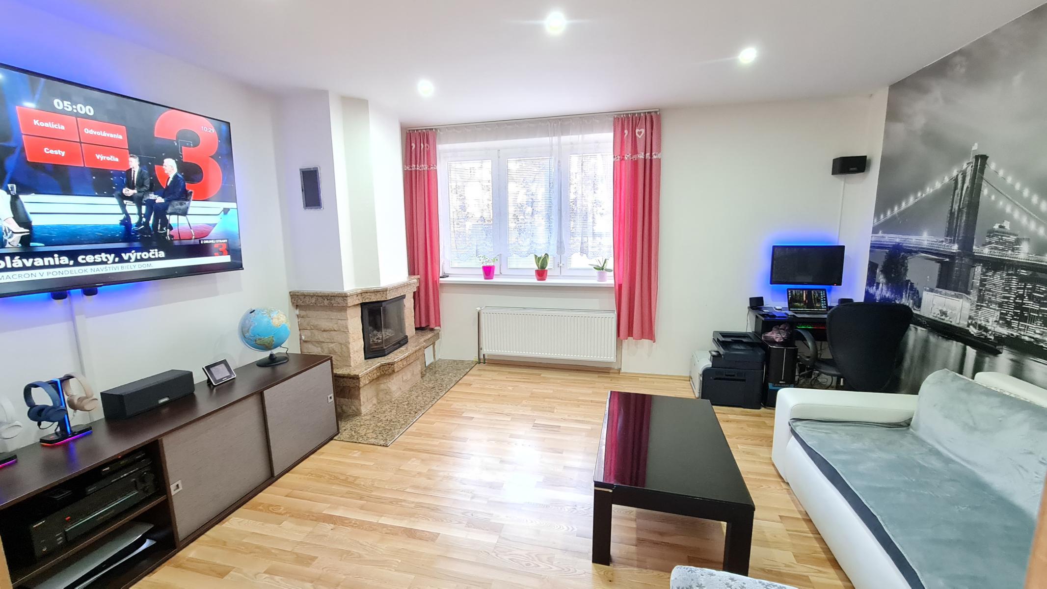 3-izbový byt s terasou a dvoma parkovacími miestami, Žilina-Centrum
