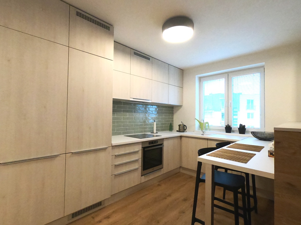 Prenájom luxusný 1 izbový byt, Žilina - Vlčince