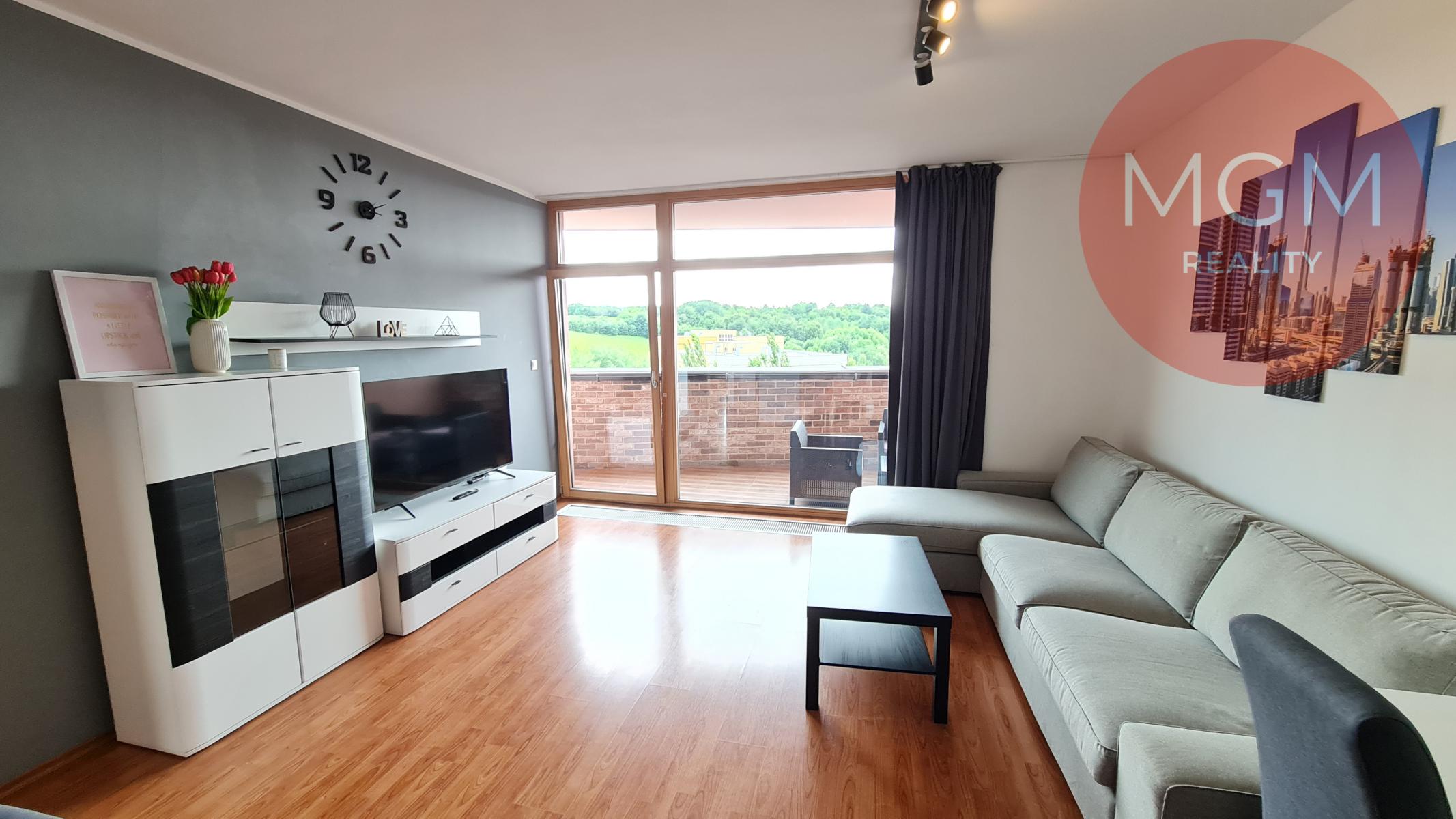 2 izbový byt s priestraným balkónom a parkovacím státim