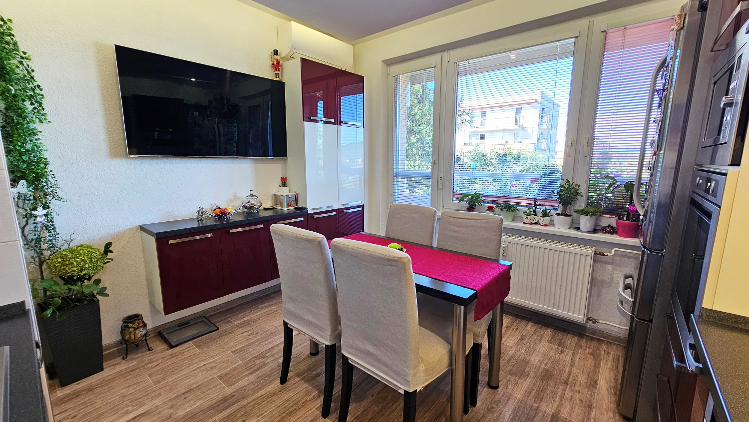 Tento byt sa predá rýchlo: 1-izbový po rekonštrukcii s veľkou lodžiou, Žilina - Hliny, Cena: 159.000€