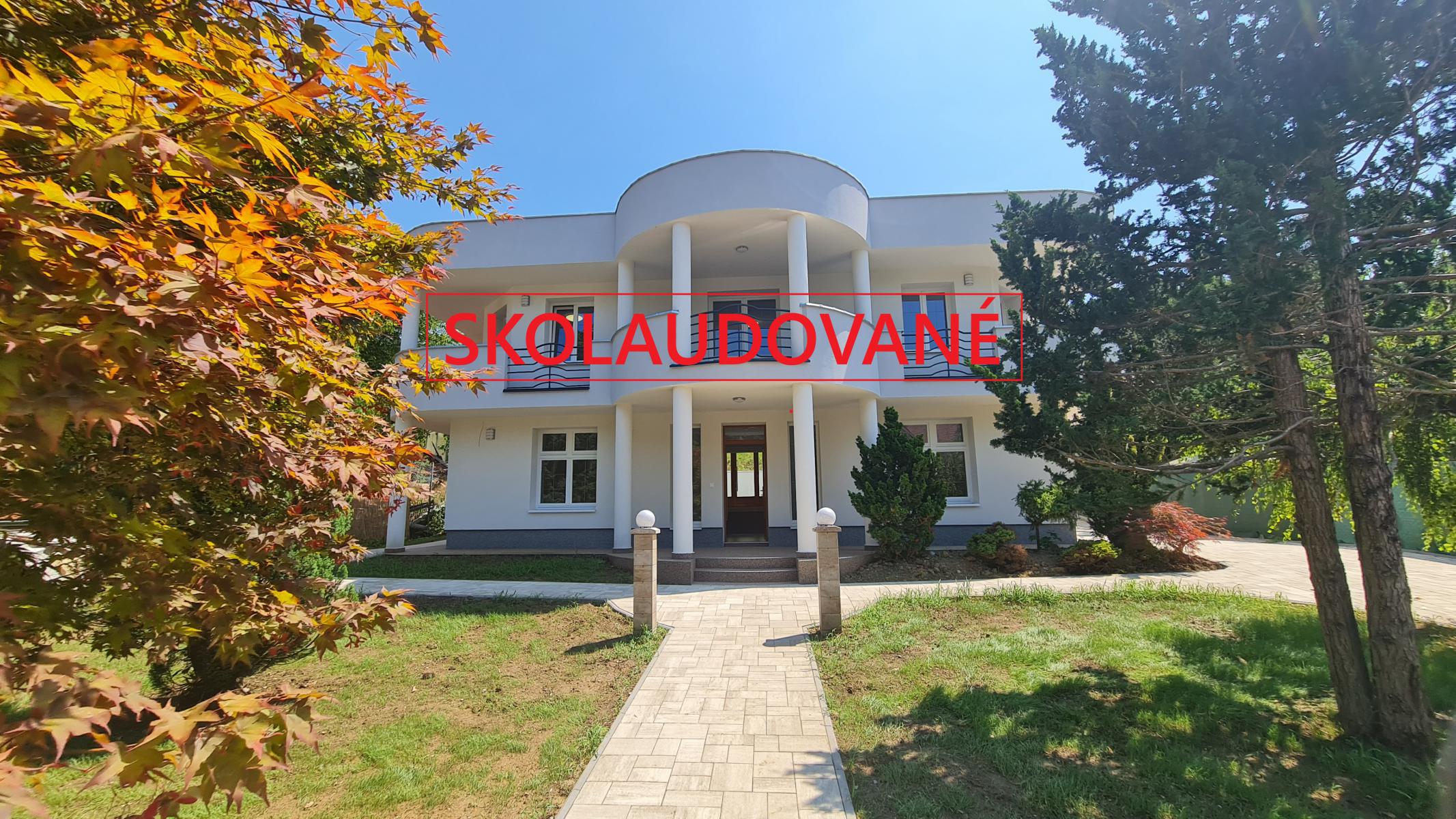 SKOLAUDOVANÉ -  Moderné priestory aj pre zdravotníkov,  Rajecké Teplice - Centrum