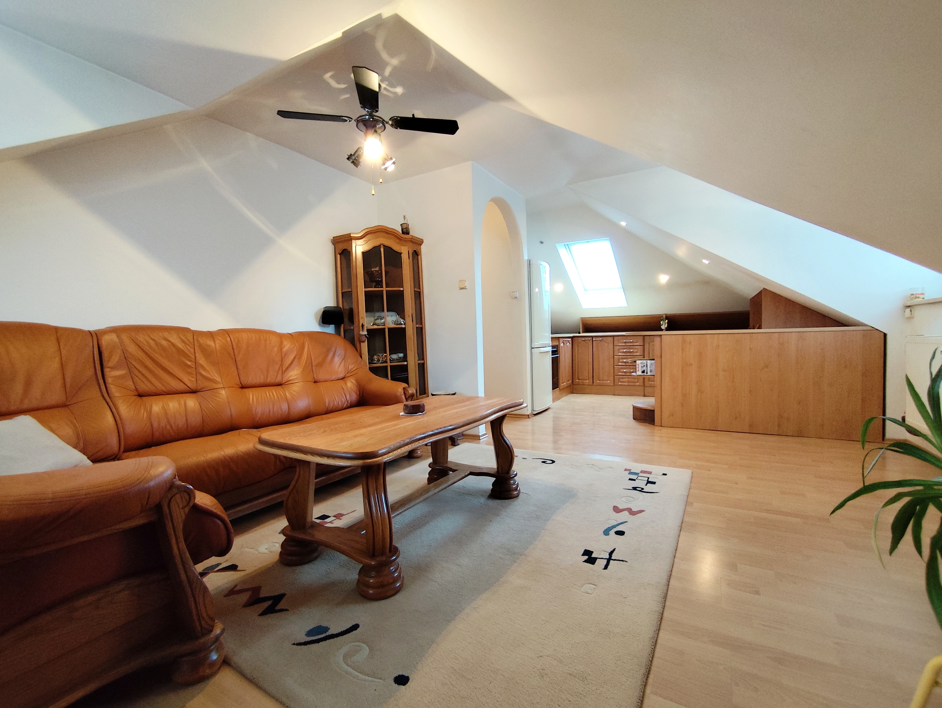 Útulný 2-izbový byt v pokojnom prostredí neďaleko centra