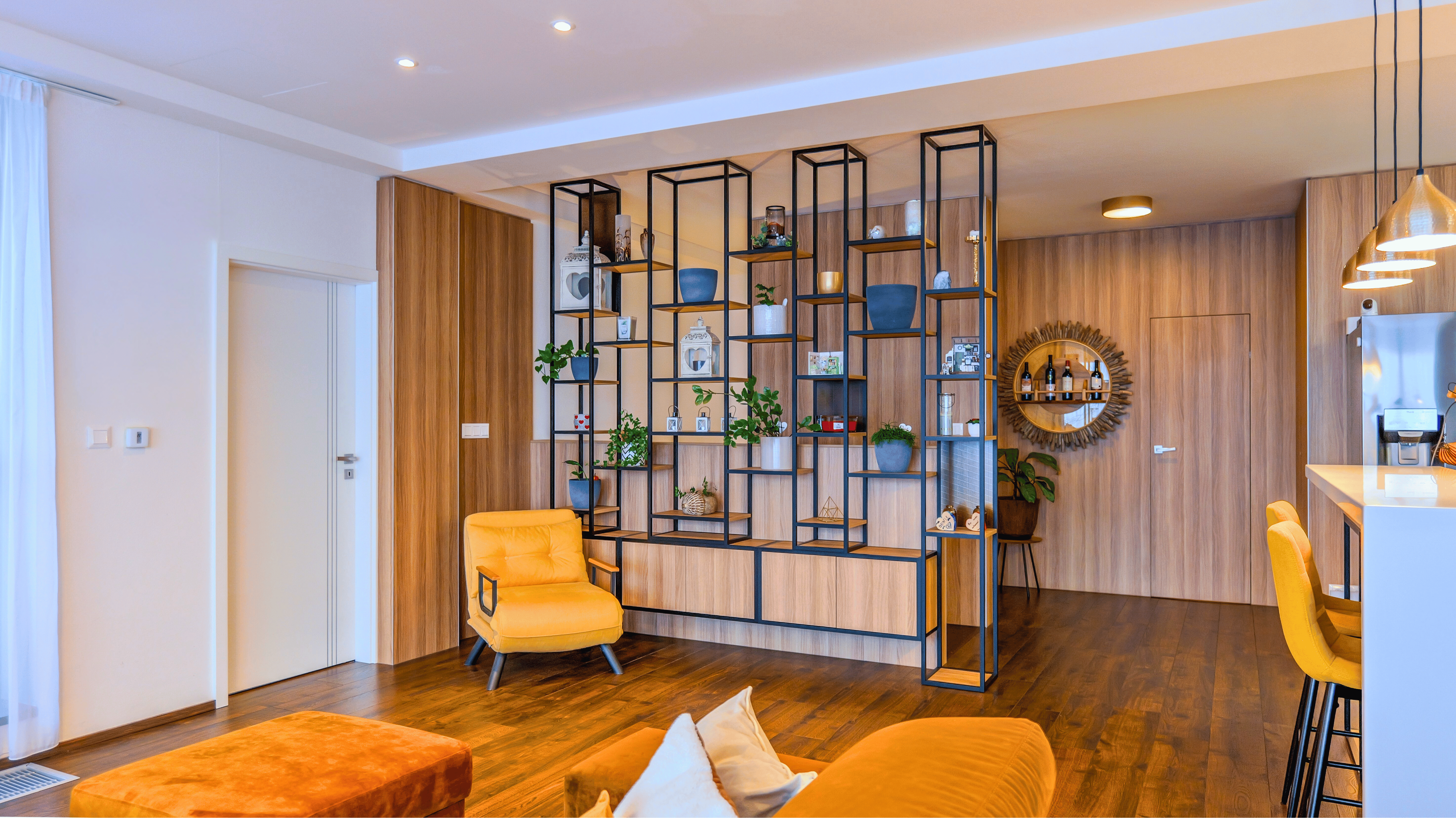 Elegancia s nadhľadom. Viac ako 4 izbový byt, Žilina - Hliny VIII, Komenského rezidencia