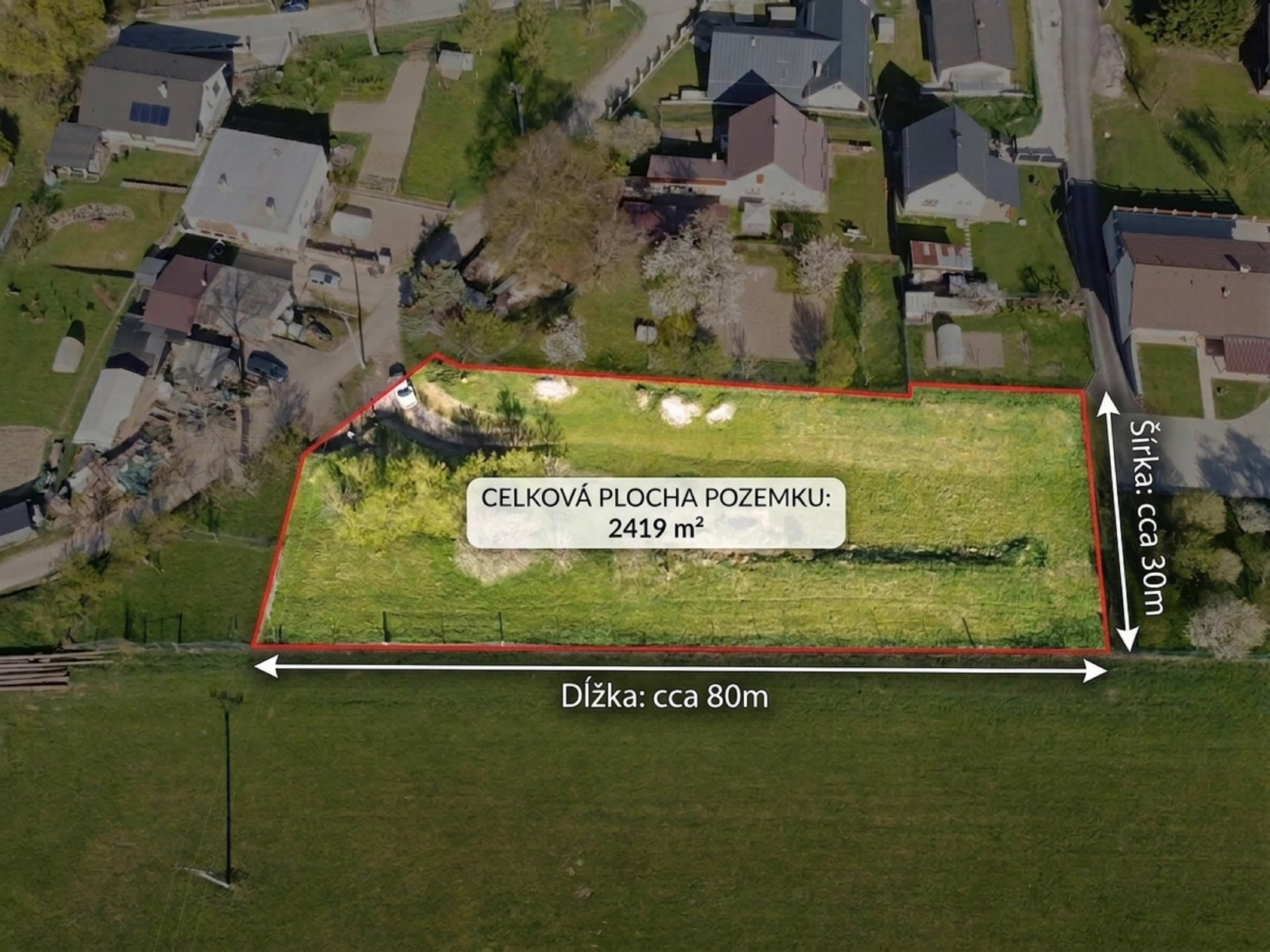 Slnečný stavebný pozemok s krásnymi výhľadmi a veľkým potenciálom
