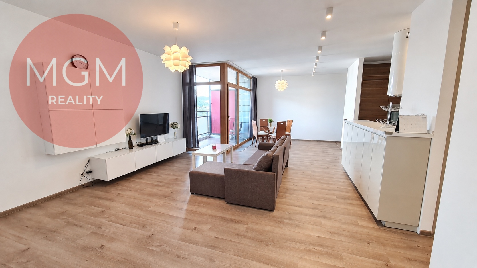3-izbový byt, 106 m2, Žilina- Vlčince - EUROPALACE s parkovaním