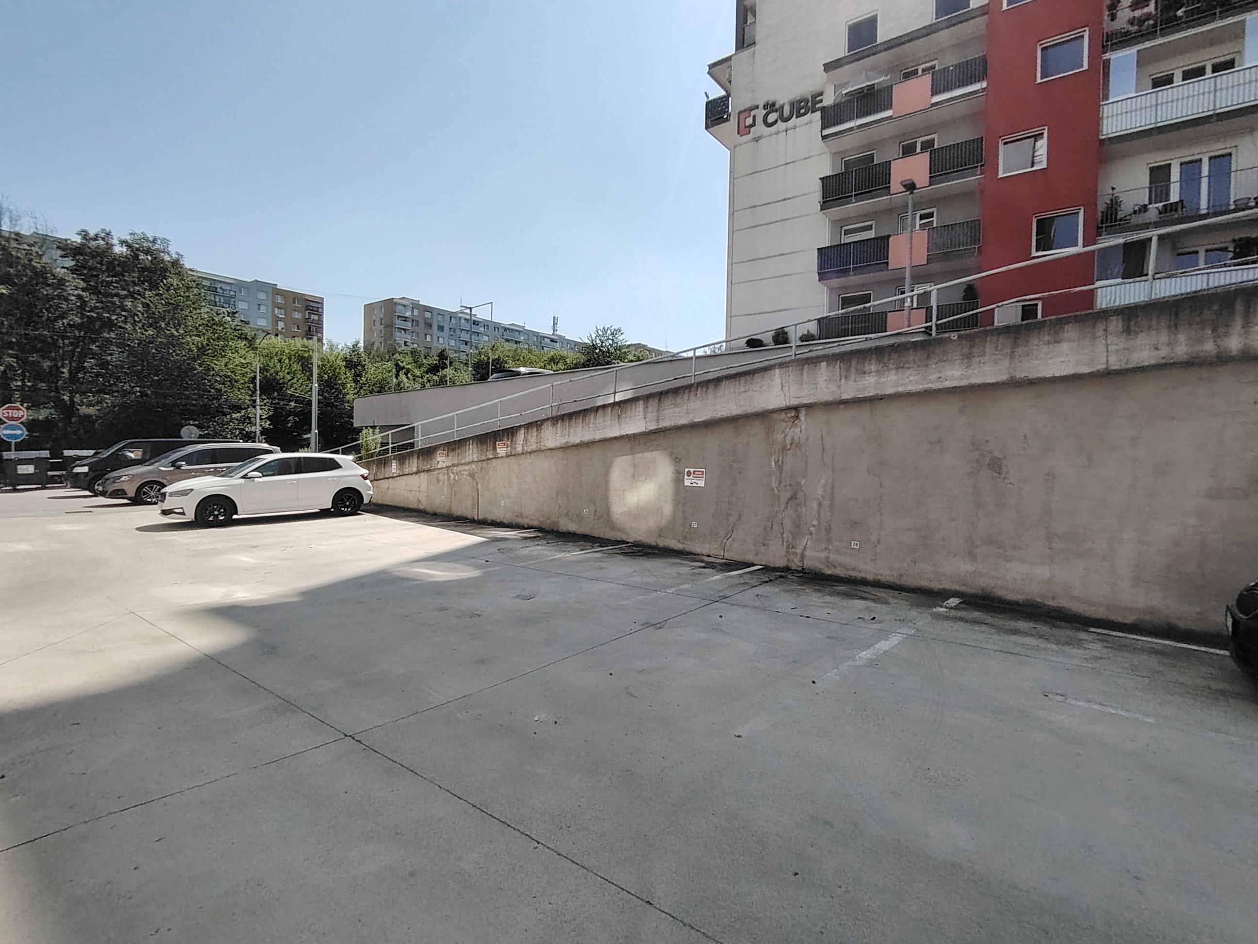 EXKLUZÍVNE! Na prenájom vonkajšie parkovacie státie, Žilina - Vlčince, Cena: 60€/mesiac